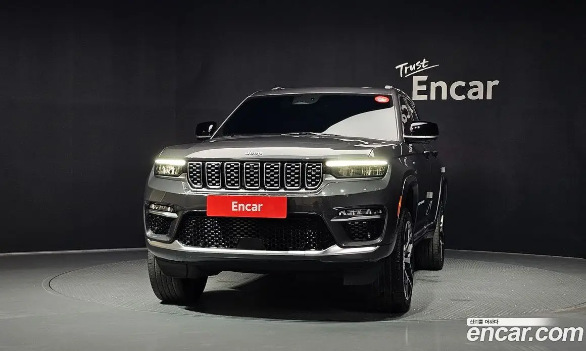 Jeep Cherokee 2023 2.0 автомат (гидро), фото 3 Jeep Cherokee 2023 2.0 автомат (гидро), фото 3