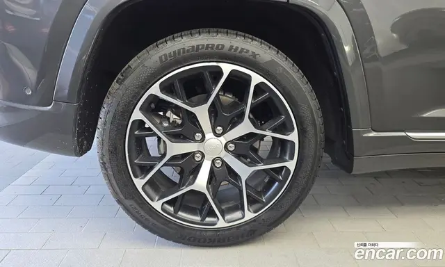 Jeep Cherokee 2023 2.0 автомат (гидро), миниатюра 5 Jeep Cherokee 2023 2.0 автомат (гидро), миниатюра 5