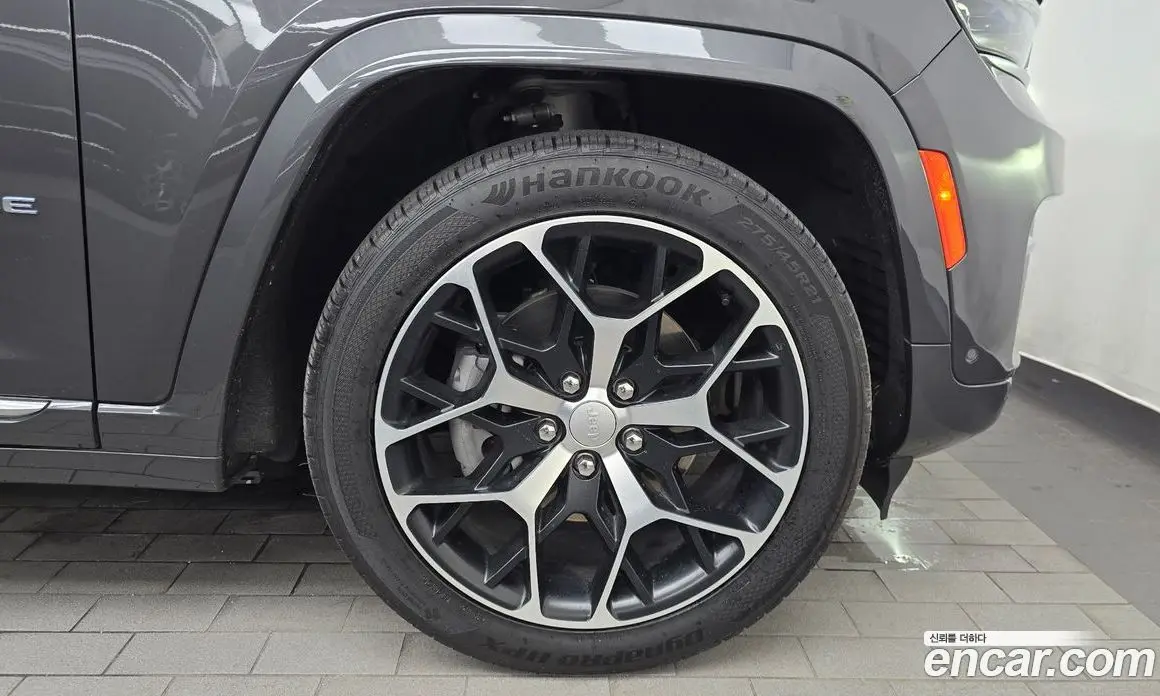 Jeep Cherokee 2023 2.0 автомат (гидро), фото 7 Jeep Cherokee 2023 2.0 автомат (гидро), фото 7