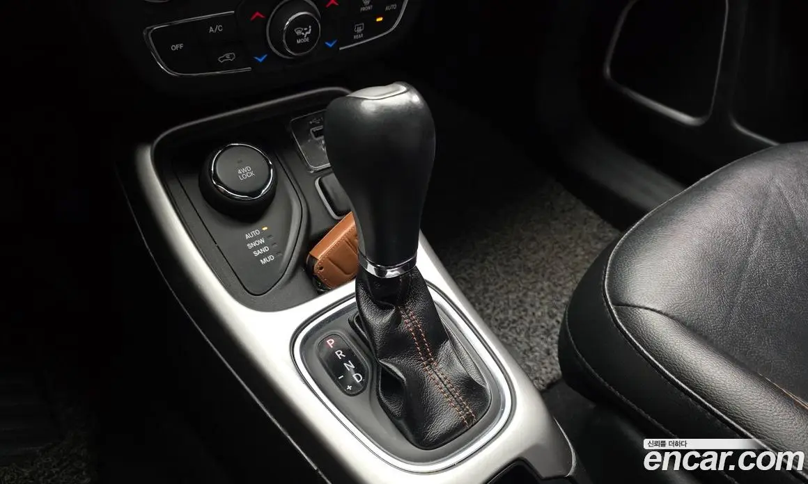 Jeep Compass 2019 2.4 автомат (гидро), фото 12 Jeep Compass 2019 2.4 автомат (гидро), фото 12
