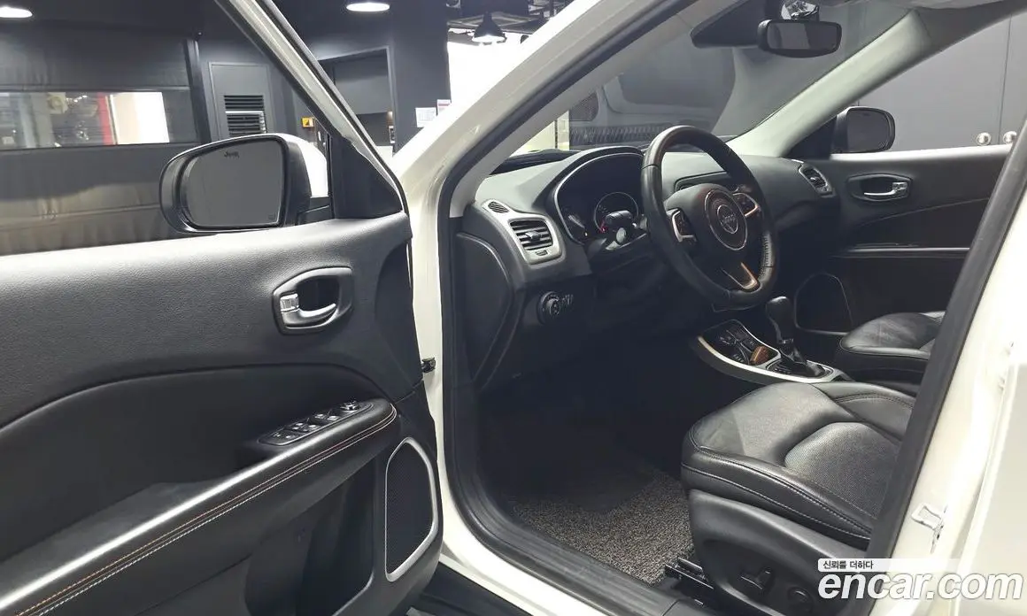 Jeep Compass 2019 2.4 автомат (гидро), фото 13 Jeep Compass 2019 2.4 автомат (гидро), фото 13