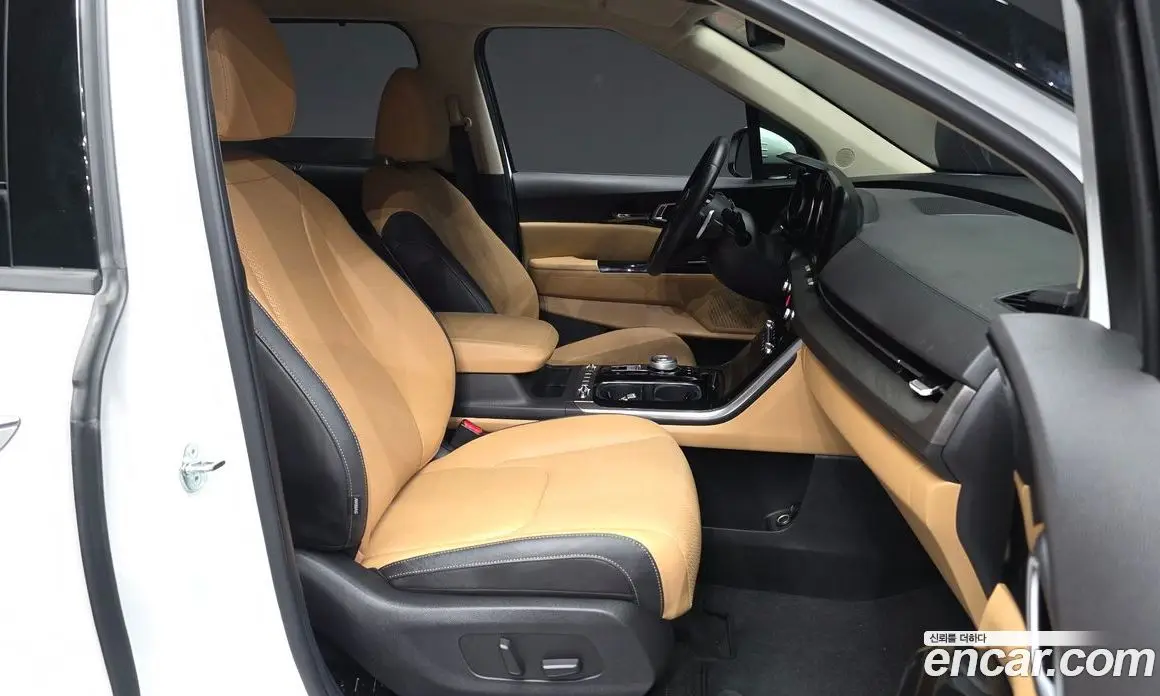 Kia Carnival 2023 3.5 автомат (гидро), фото 17 Kia Carnival 2023 3.5 автомат (гидро), фото 17