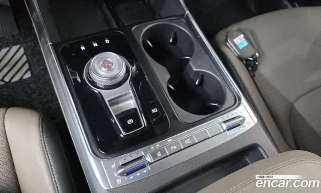 Kia Carnival 2025 1.6 автомат (гидро), миниатюра 12