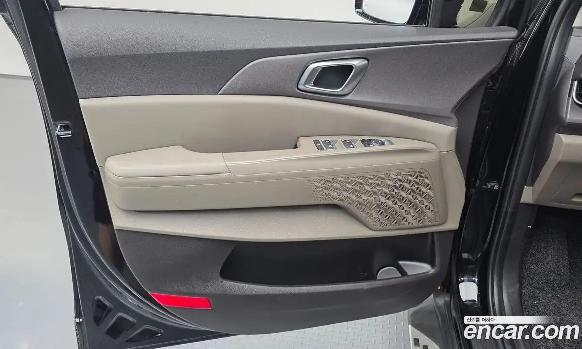 Kia Carnival 2025 1.6 автомат (гидро), фото 14 Kia Carnival 2025 1.6 автомат (гидро), фото 14