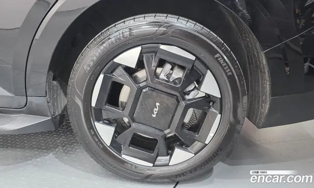 Kia Carnival 2025 1.6 автомат (гидро), миниатюра 7 Kia Carnival 2025 1.6 автомат (гидро), миниатюра 7