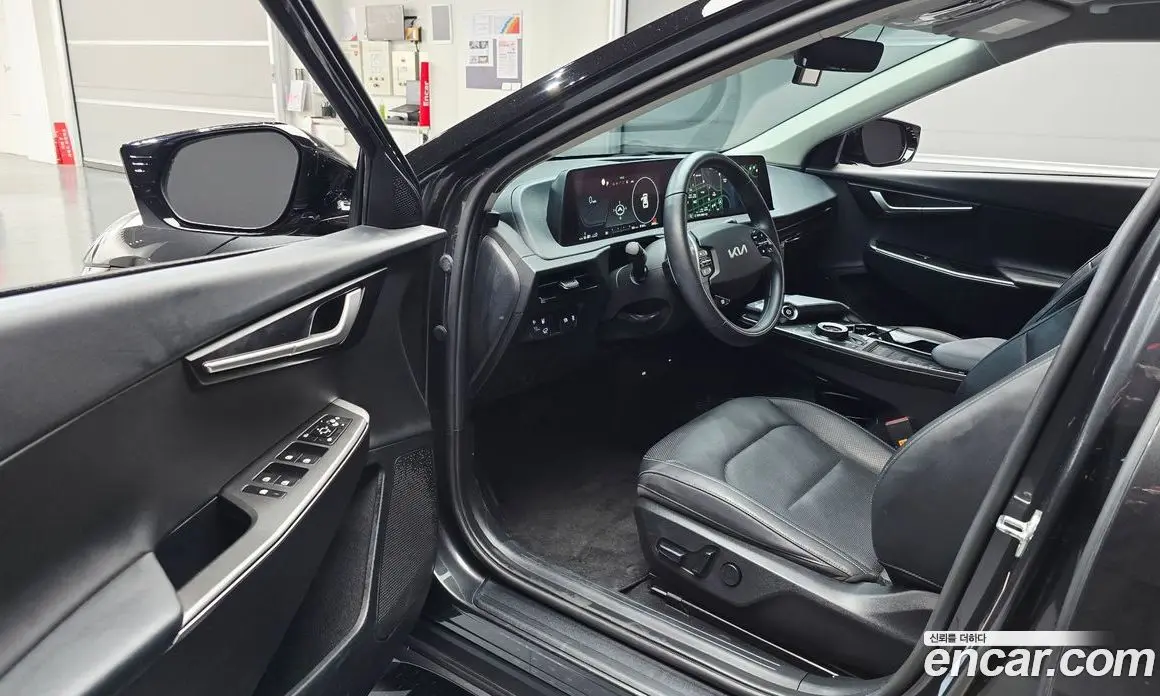 Kia EV6 2022 0.1 автомат (гидро), фото 13 Kia EV6 2022 0.1 автомат (гидро), фото 13