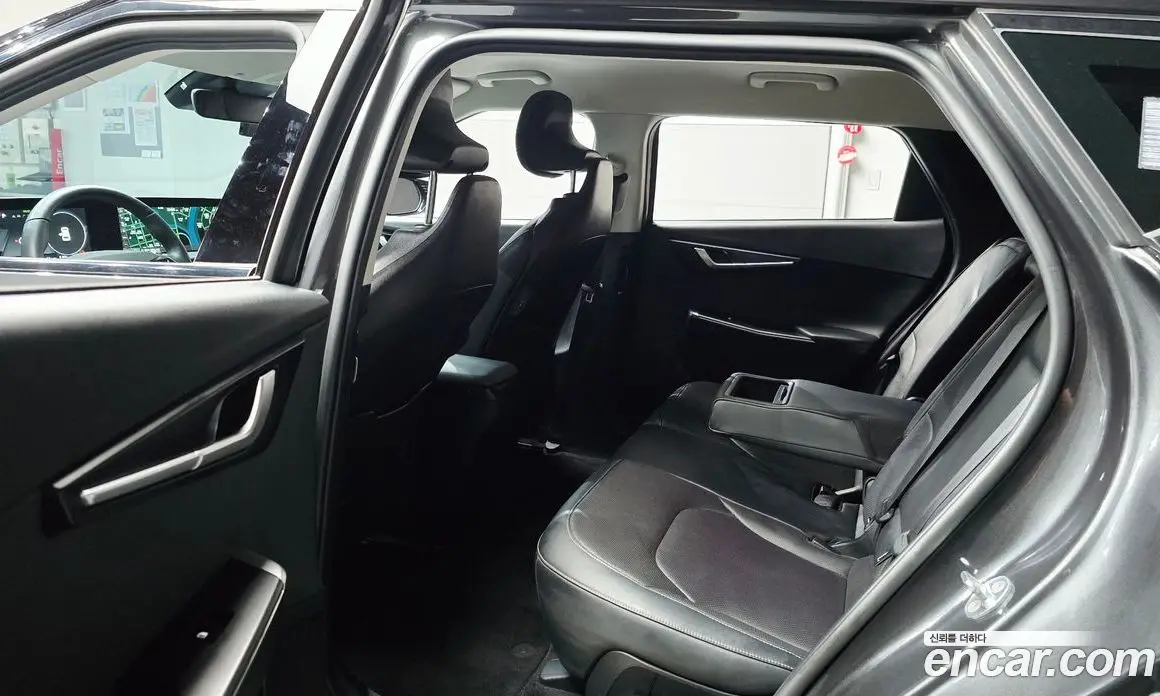Kia EV6 2022 0.1 автомат (гидро), фото 17 Kia EV6 2022 0.1 автомат (гидро), фото 17