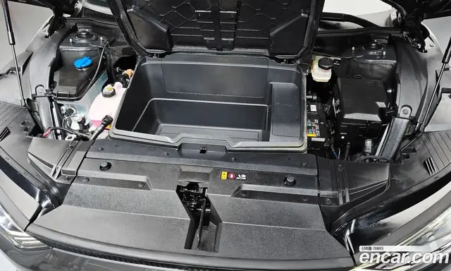 Kia EV6 2022 0.1 автомат (гидро), миниатюра 6 Kia EV6 2022 0.1 автомат (гидро), миниатюра 6