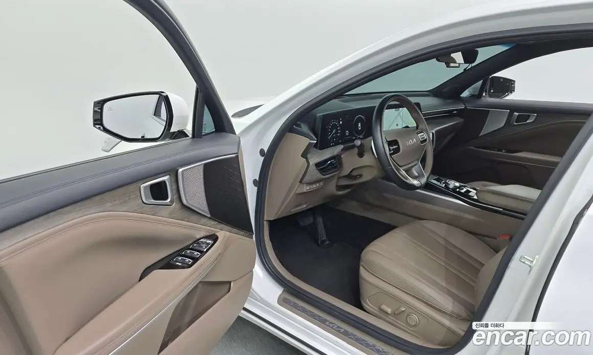 Kia K8 2024 1.6 автомат (гидро), фото 12 Kia K8 2024 1.6 автомат (гидро), фото 12