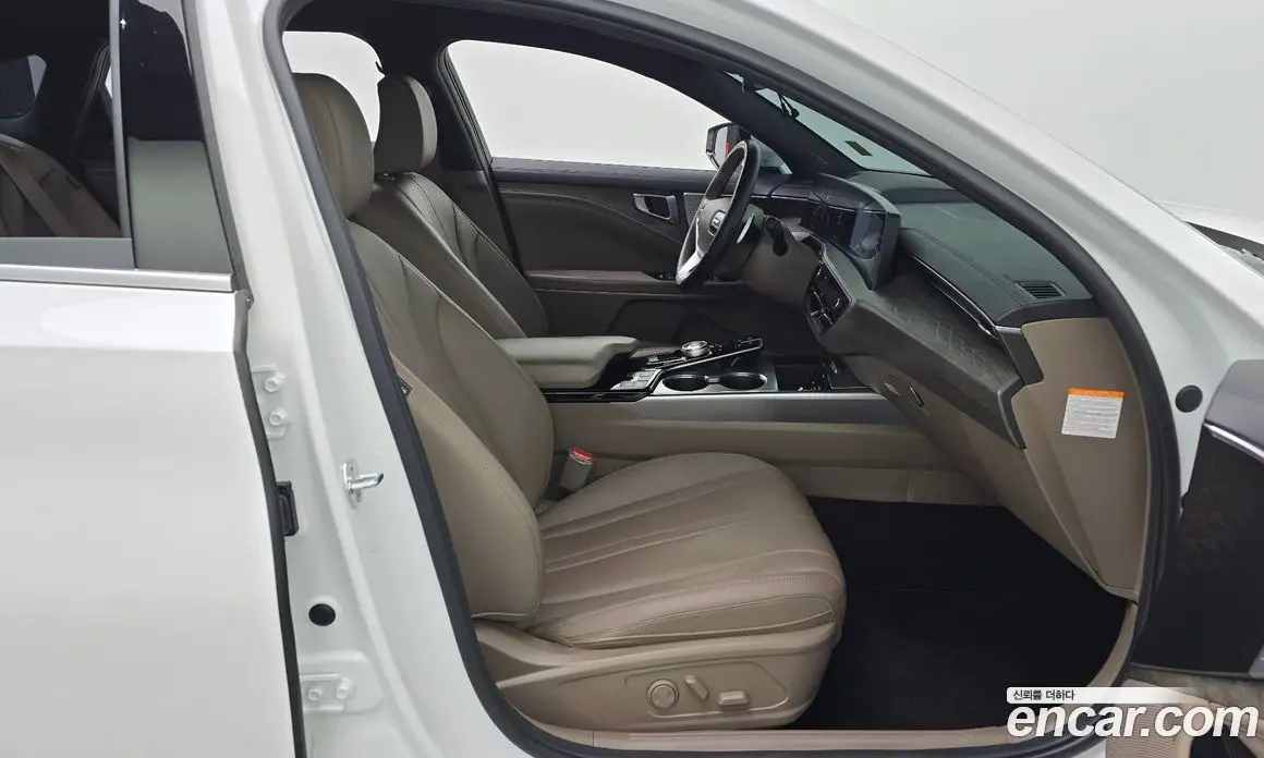 Kia K8 2024 1.6 автомат (гидро), фото 15 Kia K8 2024 1.6 автомат (гидро), фото 15