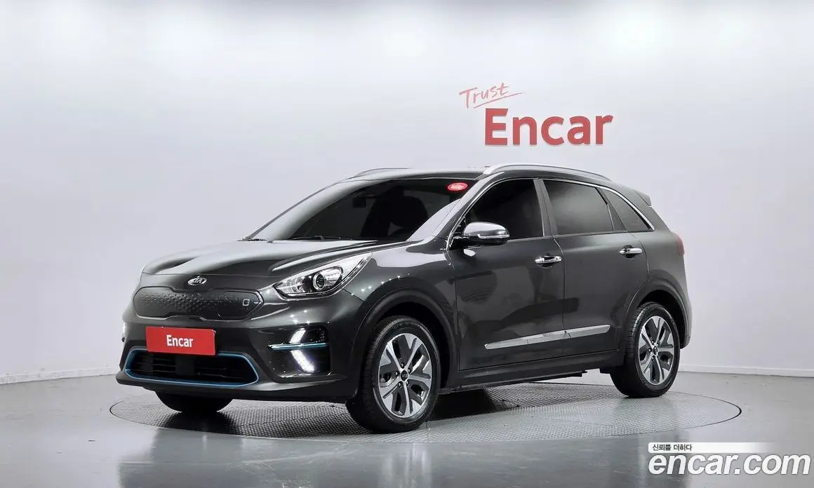 Kia Niro 2021 0.2 автомат (гидро), фото 1 Kia Niro 2021 0.2 автомат (гидро), фото 1