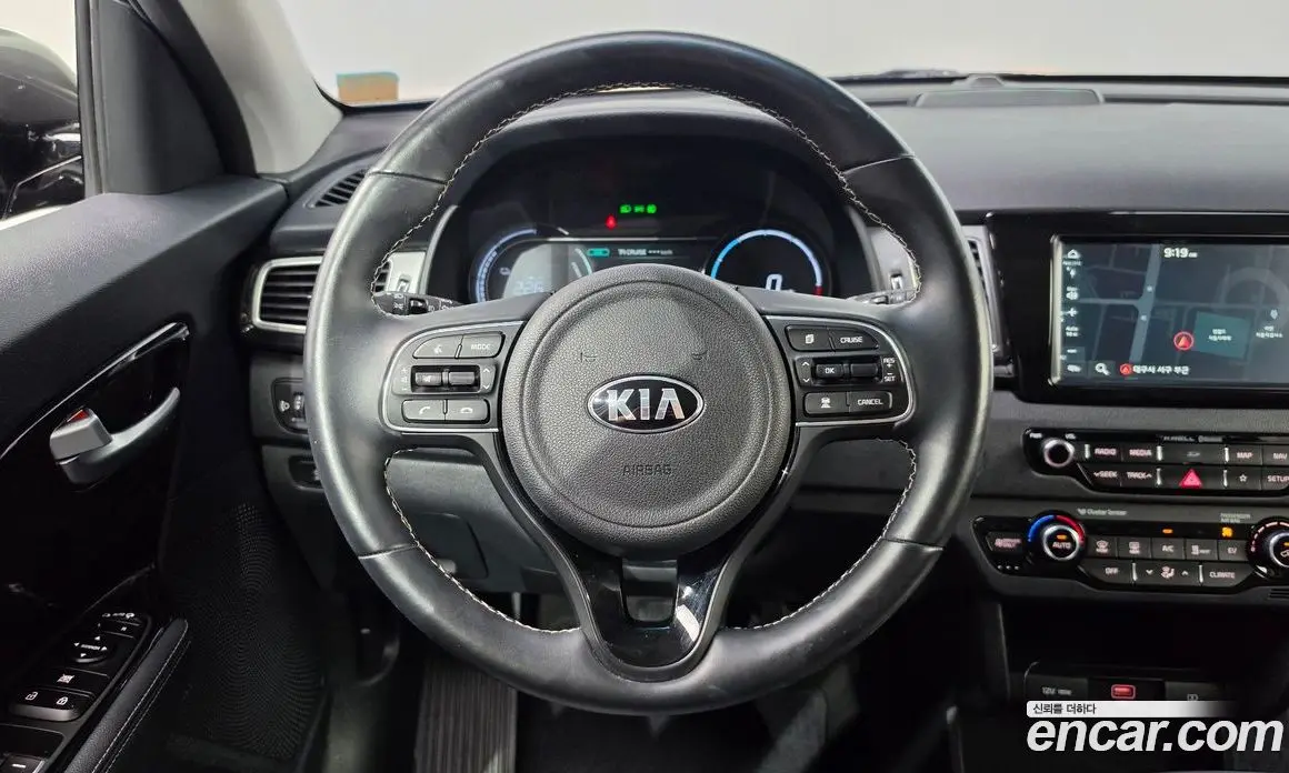 Kia Niro 2021 0.2 автомат (гидро), фото 19 Kia Niro 2021 0.2 автомат (гидро), фото 19