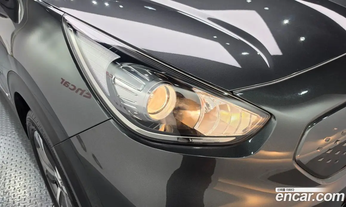 Kia Niro 2021 0.2 автомат (гидро), фото 8 Kia Niro 2021 0.2 автомат (гидро), фото 8