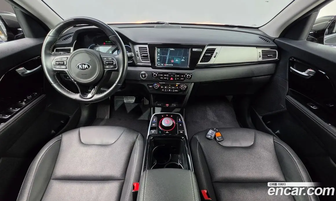 Kia Niro 2021 0.2 автомат (гидро), фото 10 Kia Niro 2021 0.2 автомат (гидро), фото 10