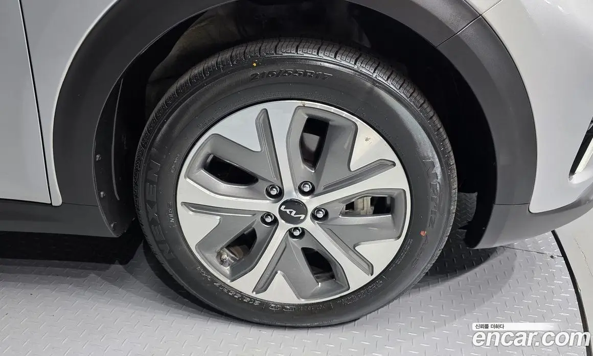 Kia Niro 2022 0.2 автомат (гидро), фото 7 Kia Niro 2022 0.2 автомат (гидро), фото 7