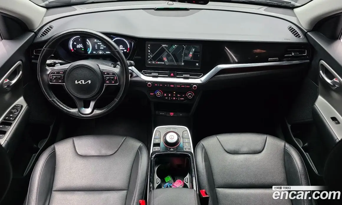 Kia Niro 2022 0.2 автомат (гидро), фото 10 Kia Niro 2022 0.2 автомат (гидро), фото 10