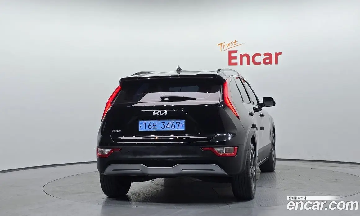 Kia Niro 2023 0.2 автомат (гидро), фото 4 Kia Niro 2023 0.2 автомат (гидро), фото 4