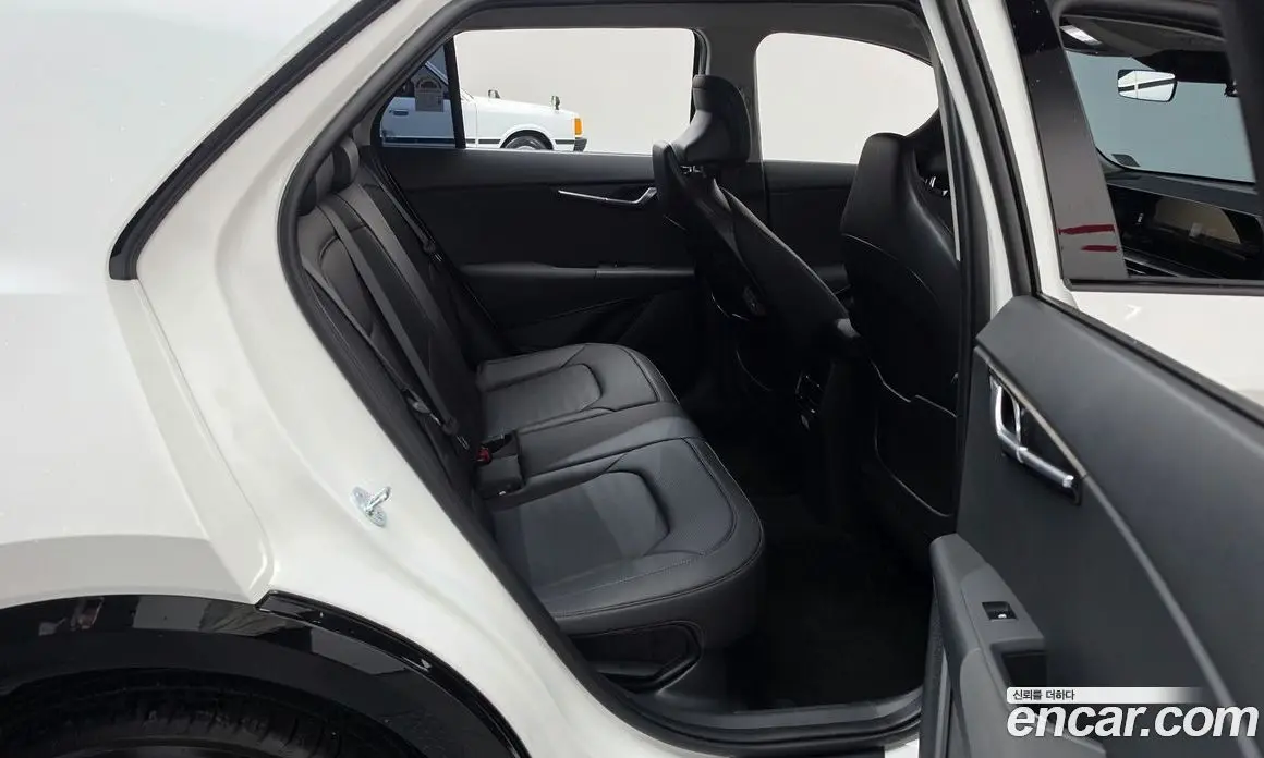 Kia Niro 2026 1.6 автомат (гидро), фото 17 Kia Niro 2026 1.6 автомат (гидро), фото 17