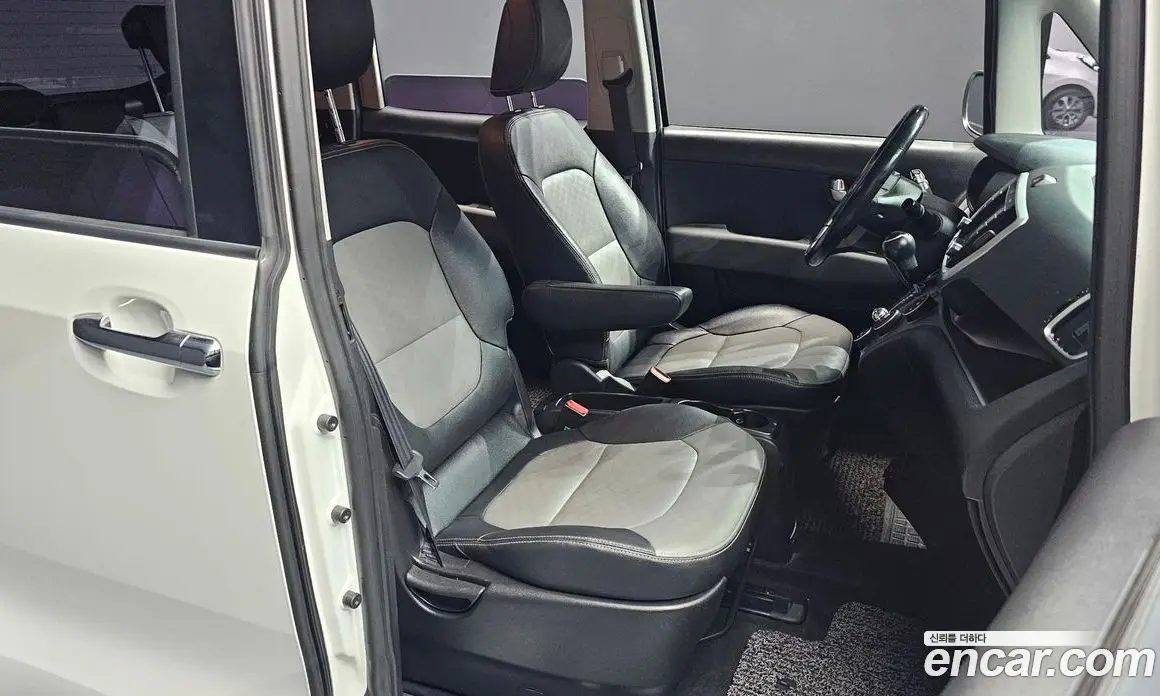 Kia Ray 2019 1.0 автомат (гидро), фото 16