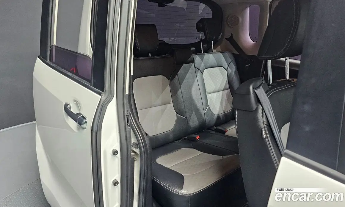 Kia Ray 2019 1.0 автомат (гидро), фото 17