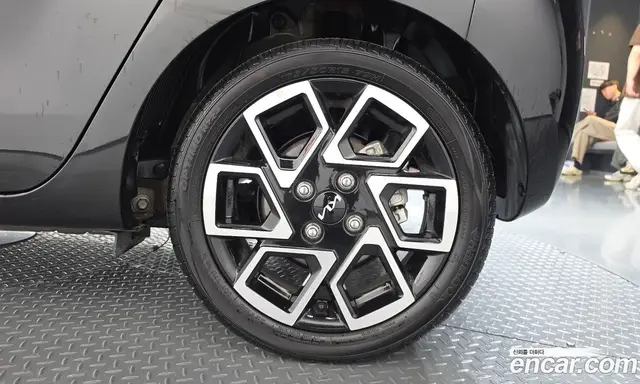 Kia Ray 2024 1.0 автомат (гидро), миниатюра 7 Kia Ray 2024 1.0 автомат (гидро), миниатюра 7
