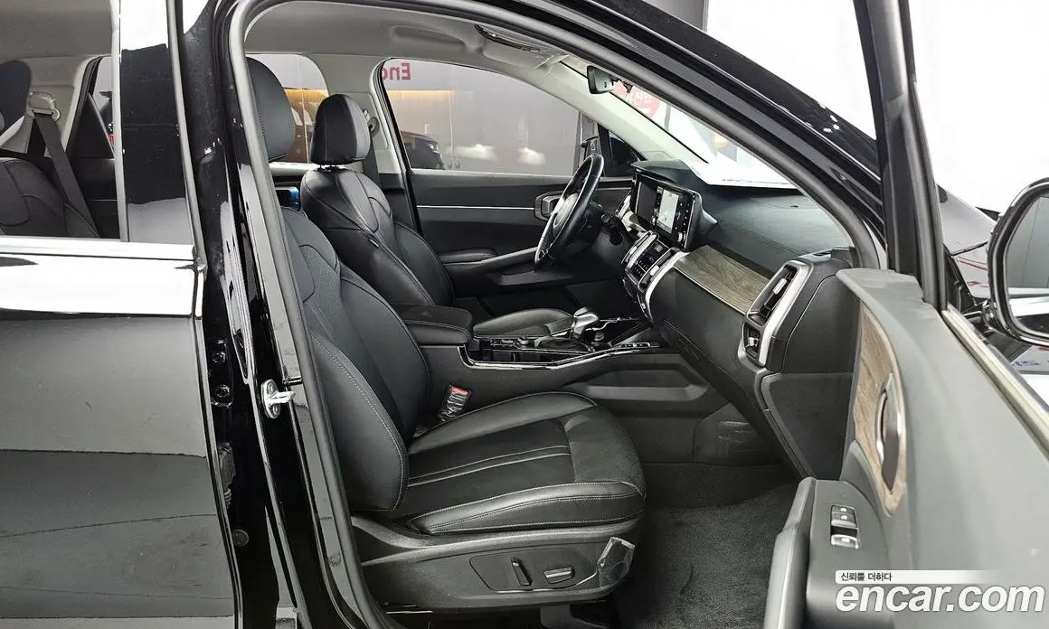 Kia Sorento 2022 2.2 автомат (гидро), фото 13 Kia Sorento 2022 2.2 автомат (гидро), фото 13