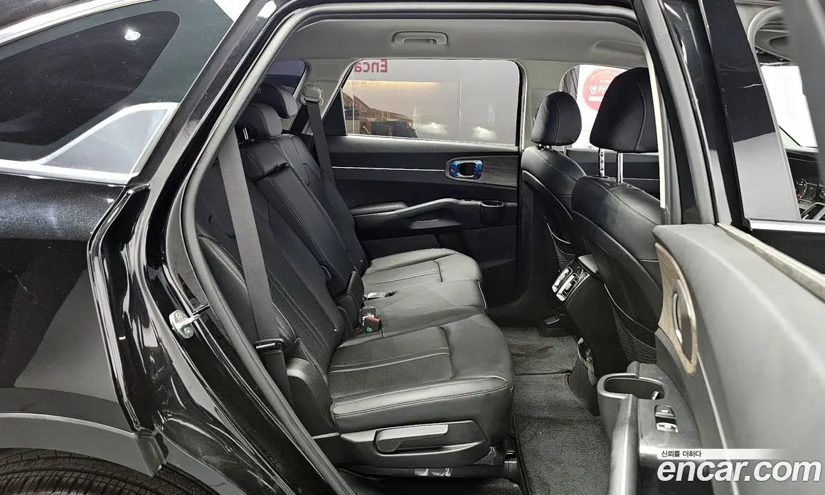 Kia Sorento 2022 2.2 автомат (гидро), фото 16 Kia Sorento 2022 2.2 автомат (гидро), фото 16