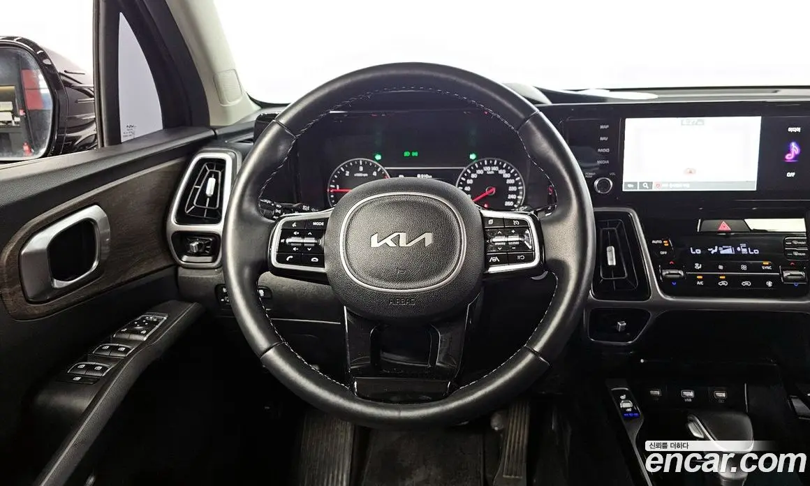 Kia Sorento 2022 2.2 автомат (гидро), фото 18 Kia Sorento 2022 2.2 автомат (гидро), фото 18