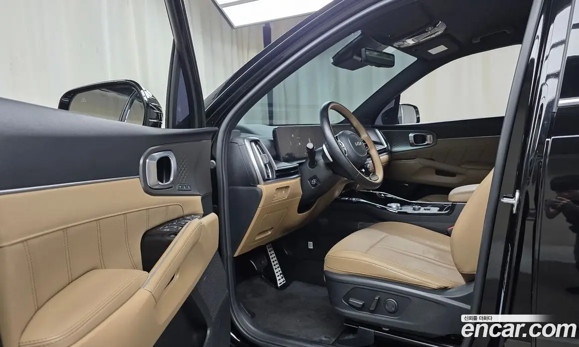 Kia Sorento 2023 2.5 автомат (гидро), фото 16 Kia Sorento 2023 2.5 автомат (гидро), фото 16