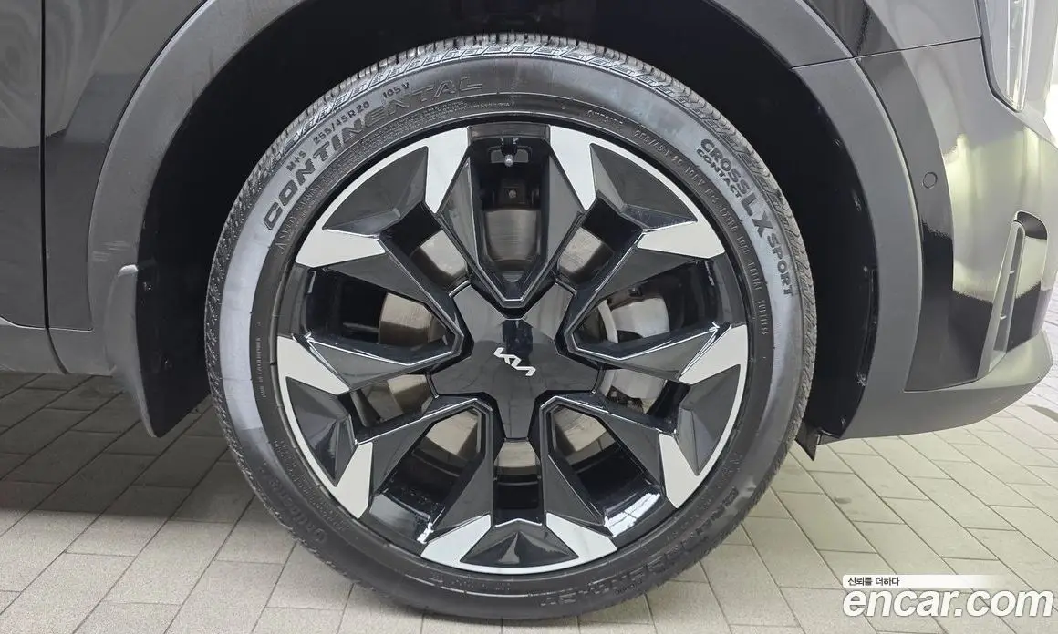 Kia Sorento 2023 2.5 автомат (гидро), фото 7 Kia Sorento 2023 2.5 автомат (гидро), фото 7