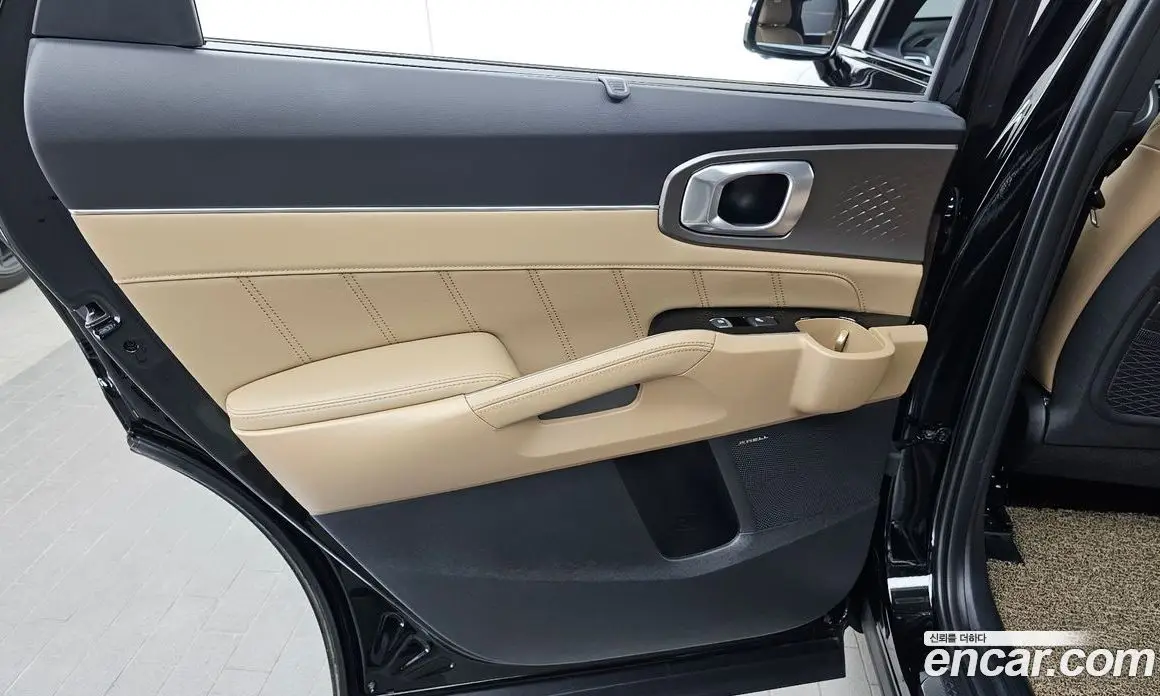 Kia Sorento 2023 1.6 автомат (гидро), фото 15 Kia Sorento 2023 1.6 автомат (гидро), фото 15