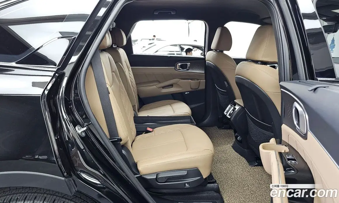 Kia Sorento 2023 1.6 автомат (гидро), фото 18 Kia Sorento 2023 1.6 автомат (гидро), фото 18