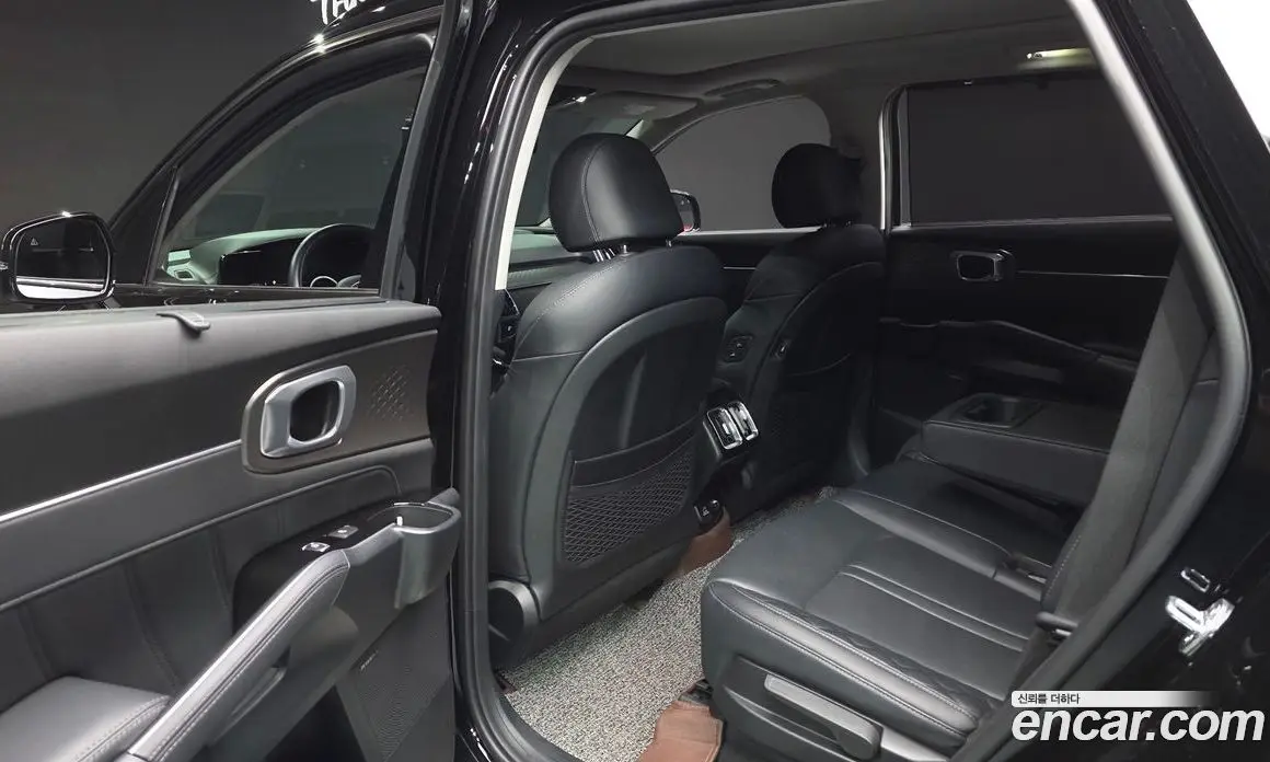 Kia Sorento 2023 2.2 автомат (гидро), фото 18 Kia Sorento 2023 2.2 автомат (гидро), фото 18