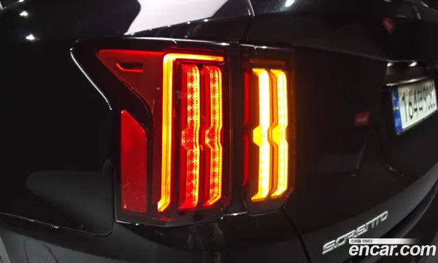 Kia Sorento 2023 2.2 автомат (гидро), миниатюра 9 Kia Sorento 2023 2.2 автомат (гидро), миниатюра 9