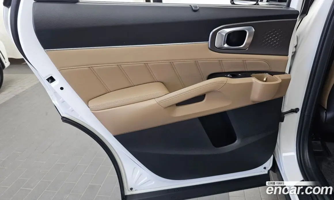 Kia Sorento 2025 2.5 автомат (гидро), фото 15 Kia Sorento 2025 2.5 автомат (гидро), фото 15