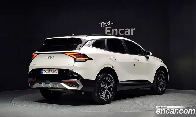 Kia Sportage 2022 1.6 автомат (гидро), миниатюра 2