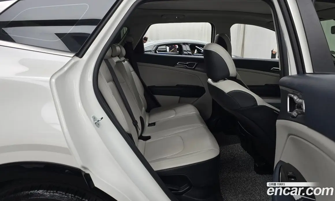 Kia Sportage 2022 1.6 автомат (гидро), фото 17