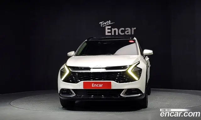 Kia Sportage 2022 1.6 автомат (гидро), миниатюра 3
