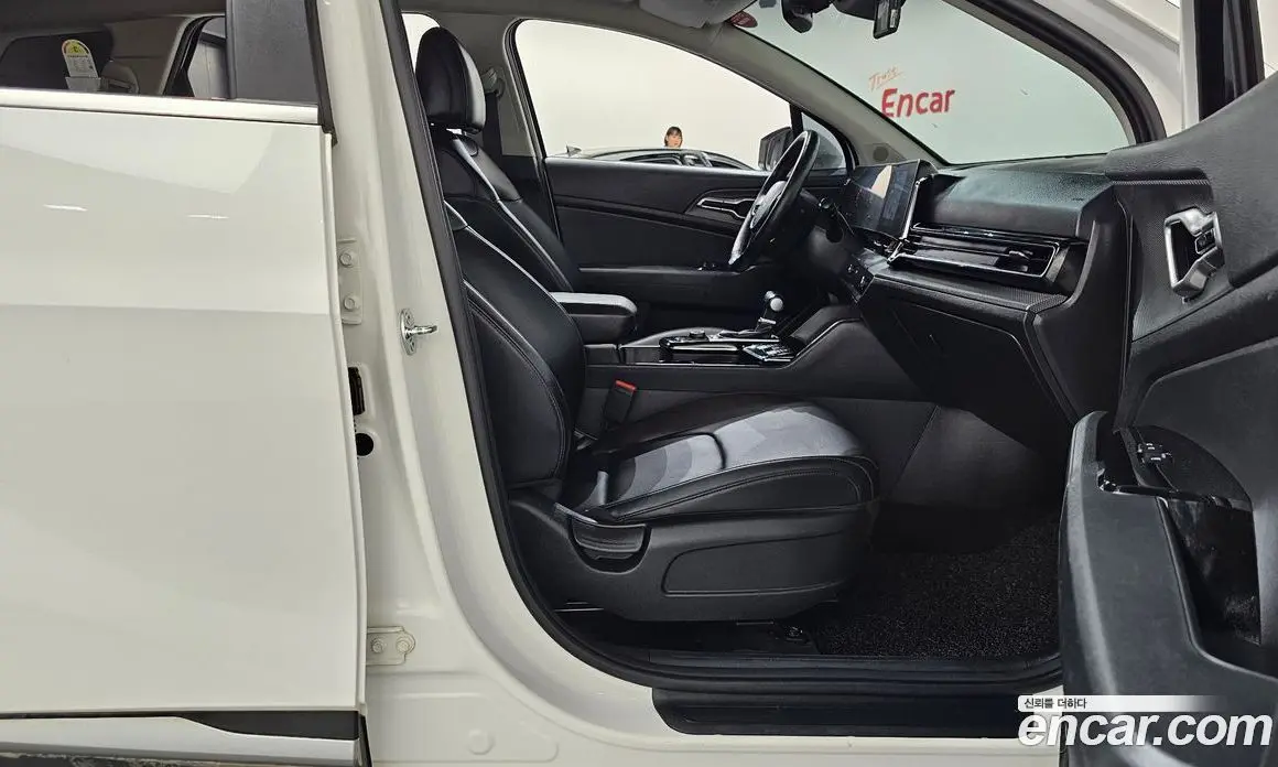 Kia Sportage 2024 2.0 автомат (гидро), фото 16 Kia Sportage 2024 2.0 автомат (гидро), фото 16
