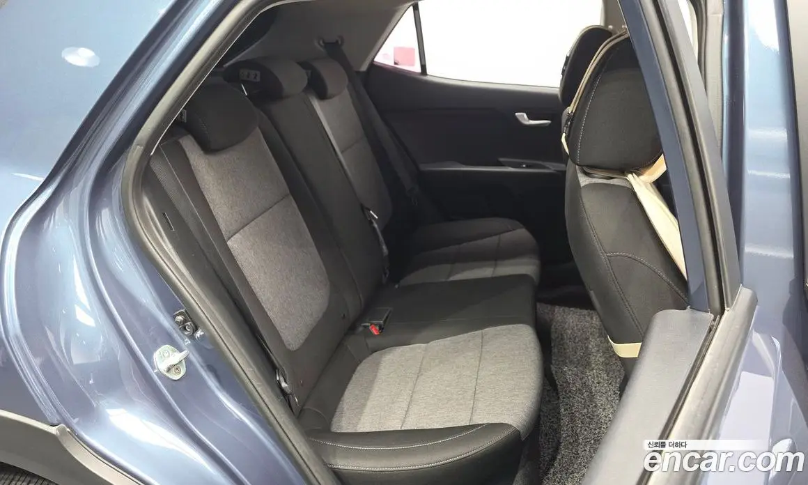 Kia Stonic 2018 1.4 автомат (гидро), фото 16