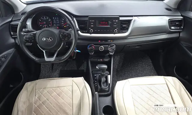 Kia Stonic 2018 1.4 автомат (гидро), миниатюра 9