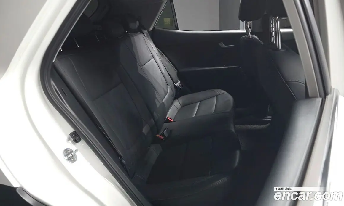 Kia Stonic 2018 1.6 автомат (гидро), фото 18 Kia Stonic 2018 1.6 автомат (гидро), фото 18