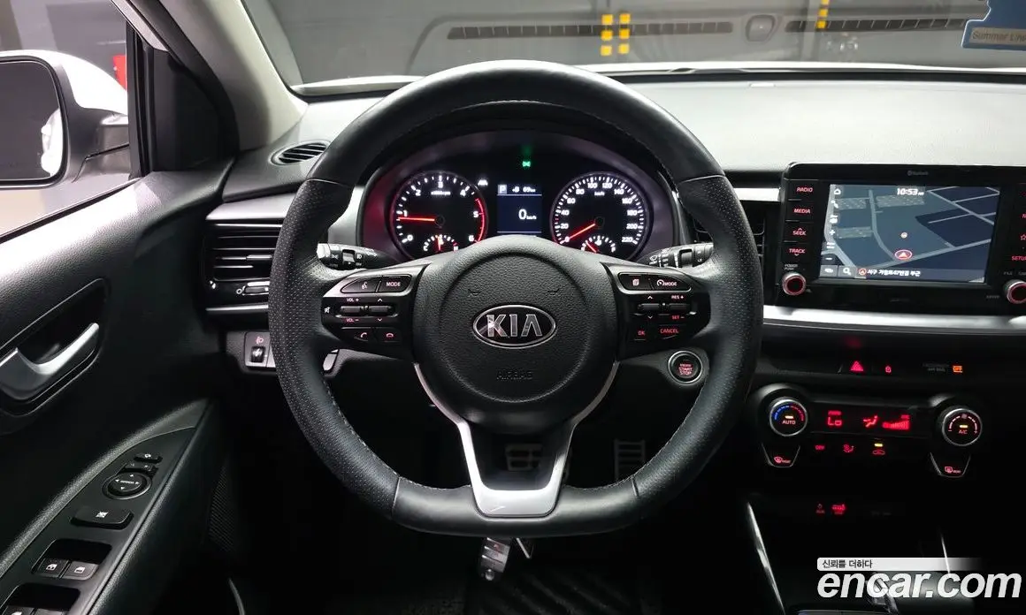 Kia Stonic 2018 1.6 автомат (гидро), фото 19 Kia Stonic 2018 1.6 автомат (гидро), фото 19