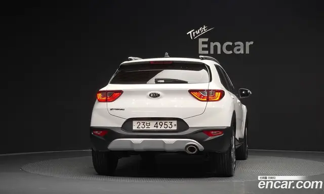 Kia Stonic 2018 1.6 автомат (гидро), миниатюра 4 Kia Stonic 2018 1.6 автомат (гидро), миниатюра 4