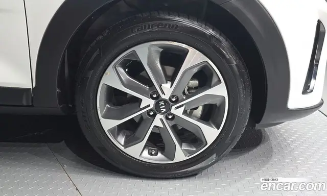 Kia Stonic 2018 1.6 автомат (гидро), миниатюра 7 Kia Stonic 2018 1.6 автомат (гидро), миниатюра 7
