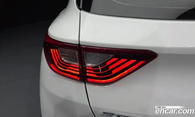 Kia Stonic 2018 1.6 автомат (гидро), миниатюра 9 Kia Stonic 2018 1.6 автомат (гидро), миниатюра 9