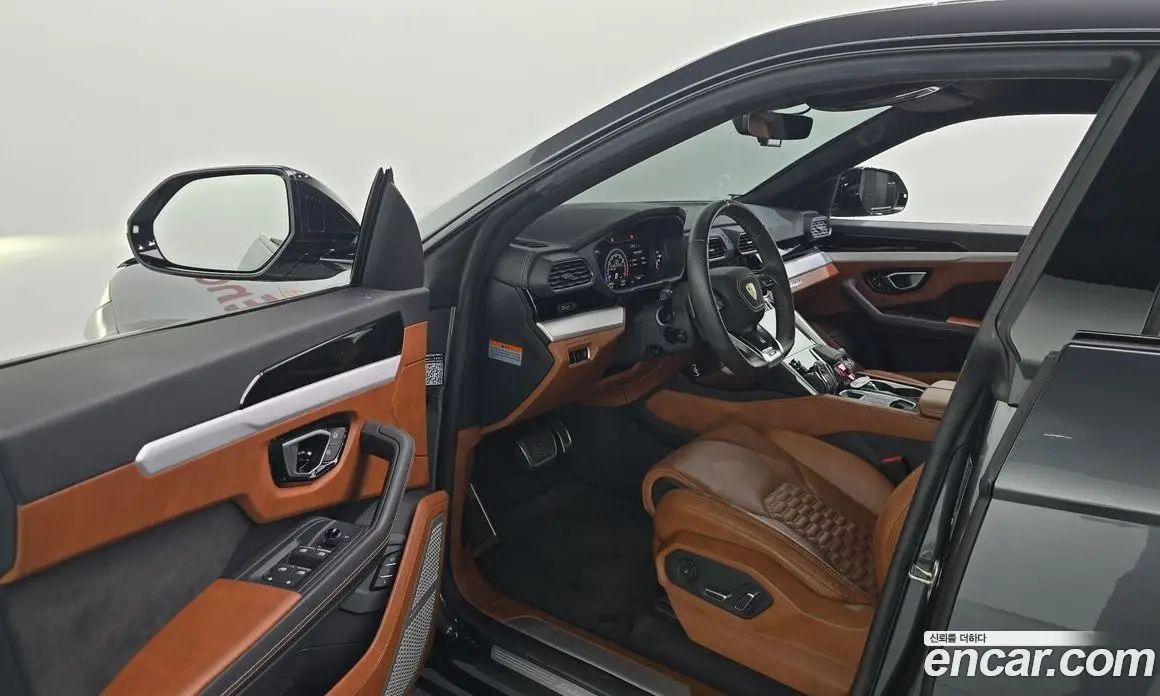 Lamborghini Urus 2020 4.0 автомат (гидро), фото 12 Lamborghini Urus 2020 4.0 автомат (гидро), фото 12