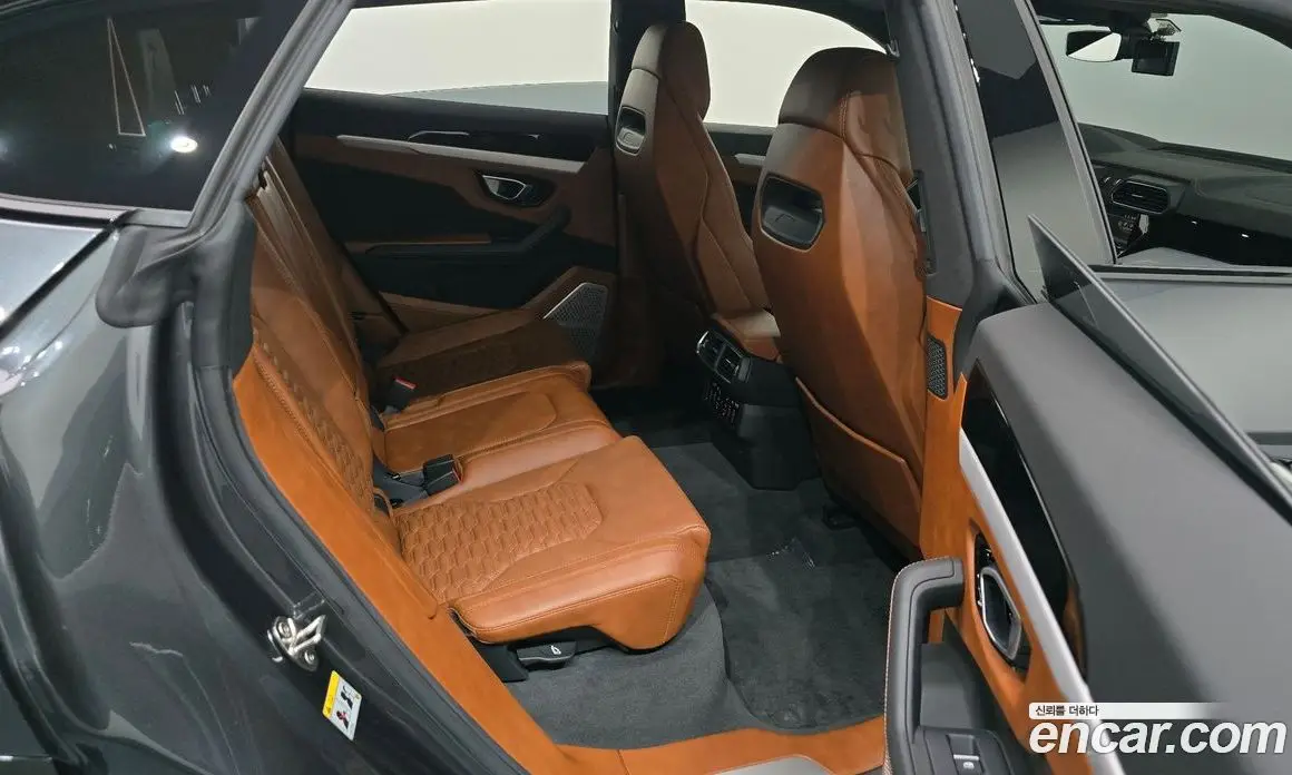 Lamborghini Urus 2020 4.0 автомат (гидро), фото 16 Lamborghini Urus 2020 4.0 автомат (гидро), фото 16