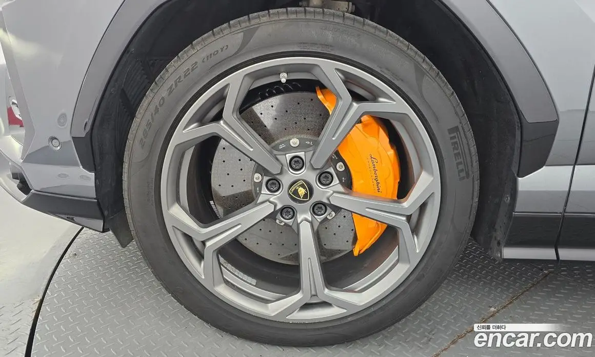 Lamborghini Urus 2020 4.0 автомат (гидро), фото 4 Lamborghini Urus 2020 4.0 автомат (гидро), фото 4