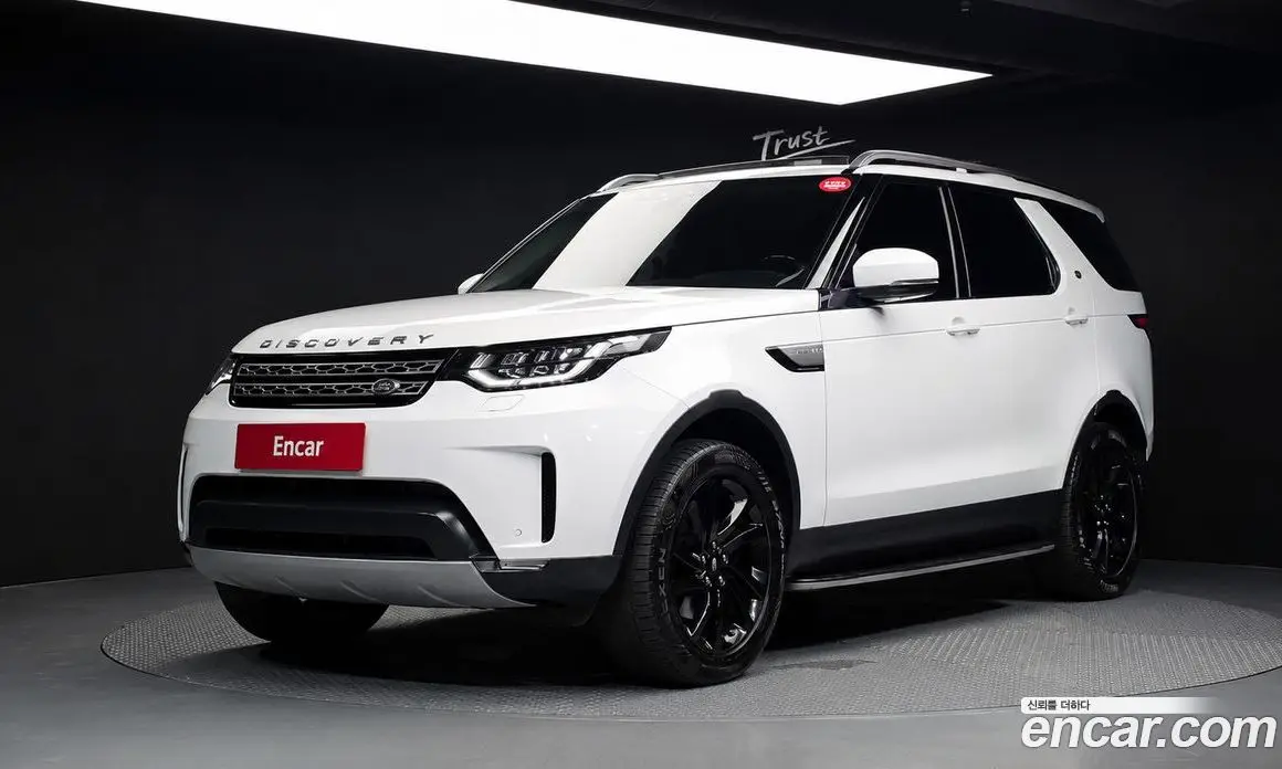 Land Rover Discovery 2018 3.0 автомат (гидро), фото 1 Land Rover Discovery 2018 3.0 автомат (гидро), фото 1